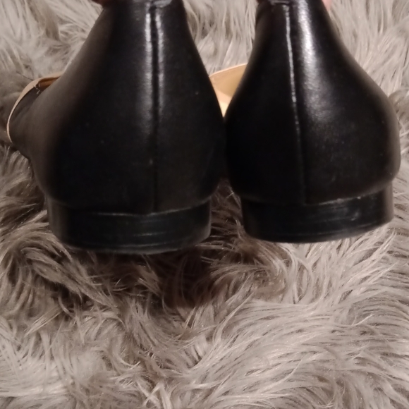 Cole Haan flats - Picture 4 of 8